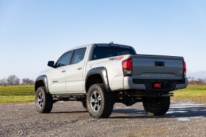 Toyota Tacoma Fender Flares - Rough Country - Pocket - '16-'23